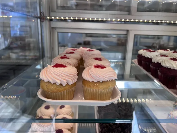 Little Sugar Shop Picture 3