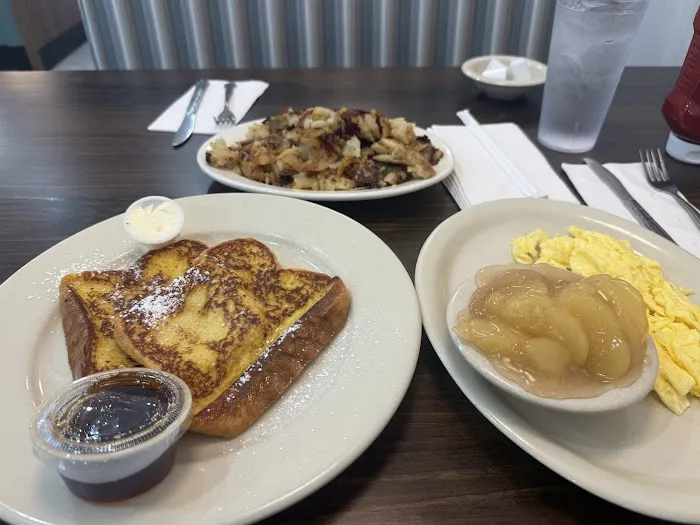 Mitchell's Diner-Restaurant Picture 6