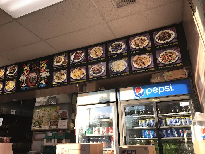 Lin's Wok Picture 2