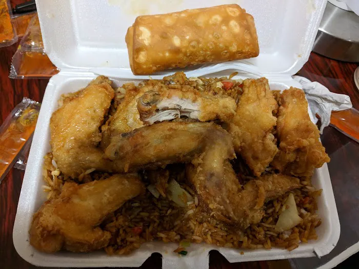 Lin's Wok Picture 7