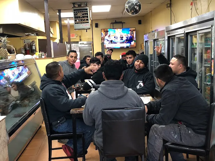 Roosevelt DELI Picture 5