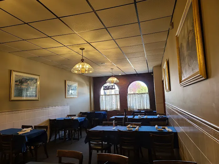 The Gallery Four Italian Restaurant & Pizzeria Picture 6