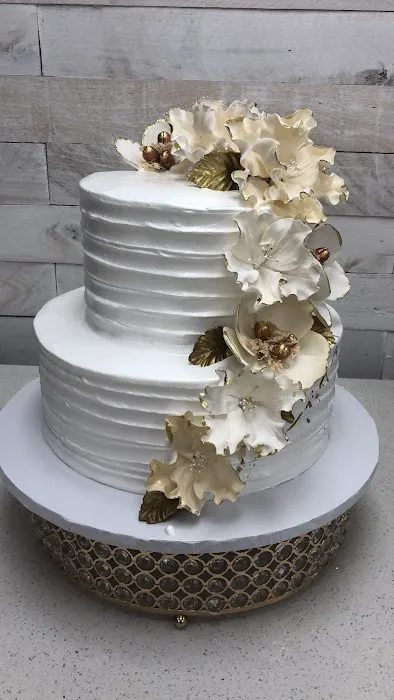 Lucy By Marina Bakery Picture 3