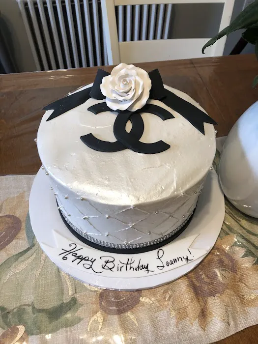 Lucy By Marina Bakery Picture 2