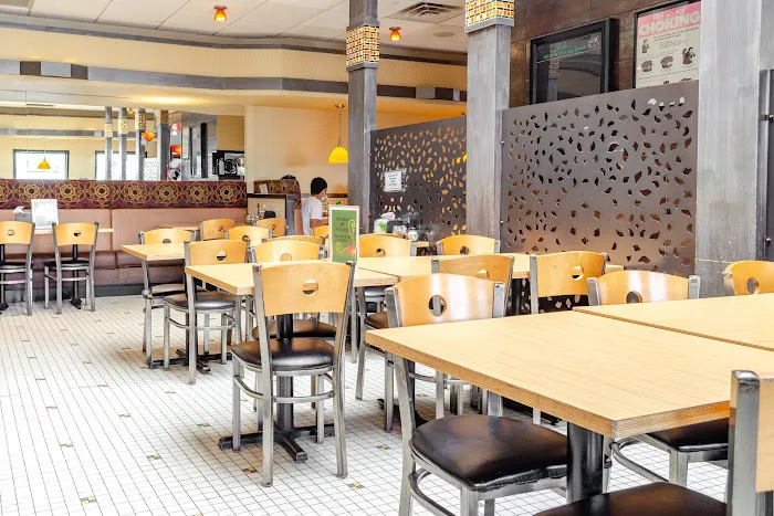 Gino's Pizza Picture 4