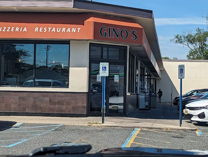 Gino's Pizza Picture 8