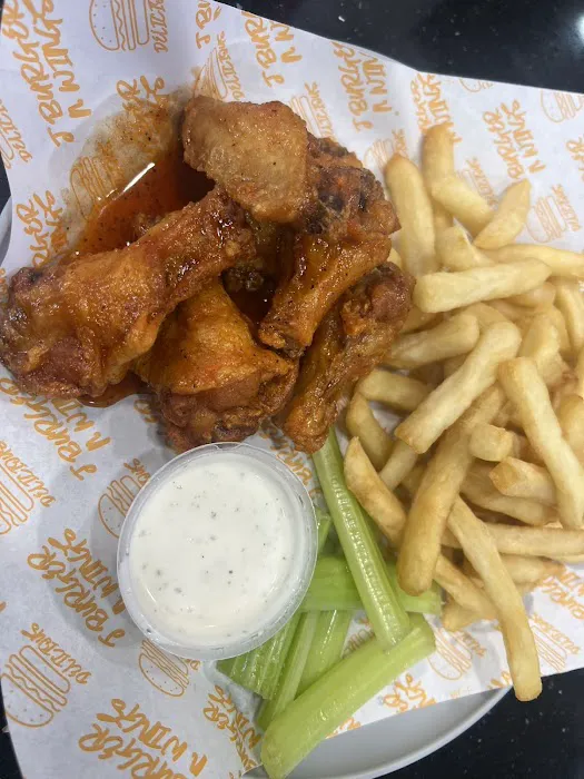J Burger N Wings Picture 3