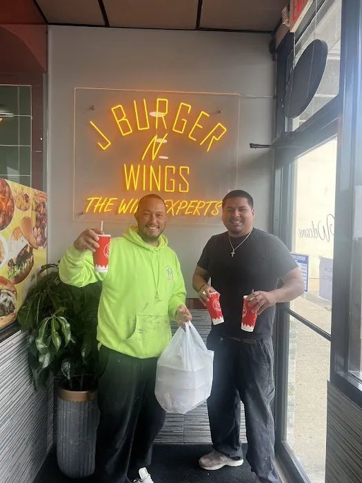 J Burger N Wings Picture 2