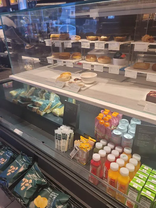 Starbucks Picture 1