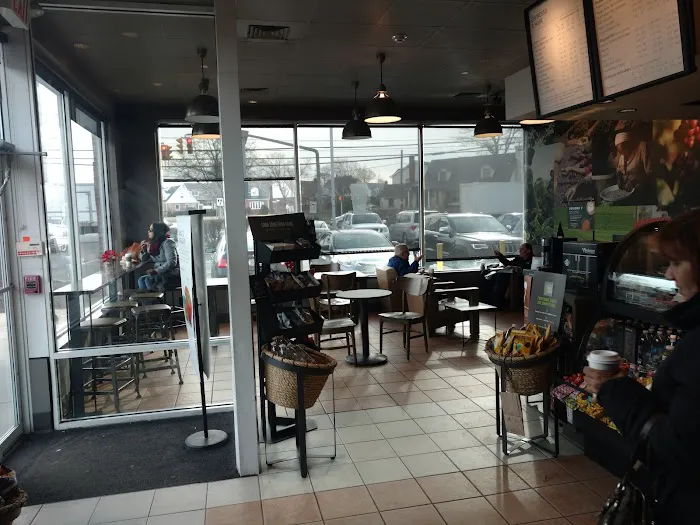 Starbucks Picture 7