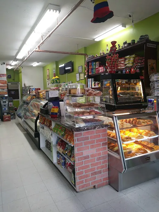 Calichis Deli Corp Picture 5