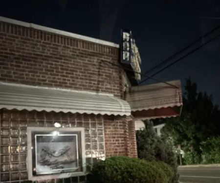 Teddy's Restaurant & Bar