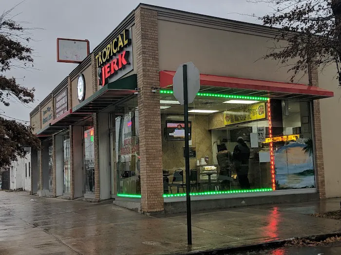 E & J Tropical Jerk & Seafood Picture 1