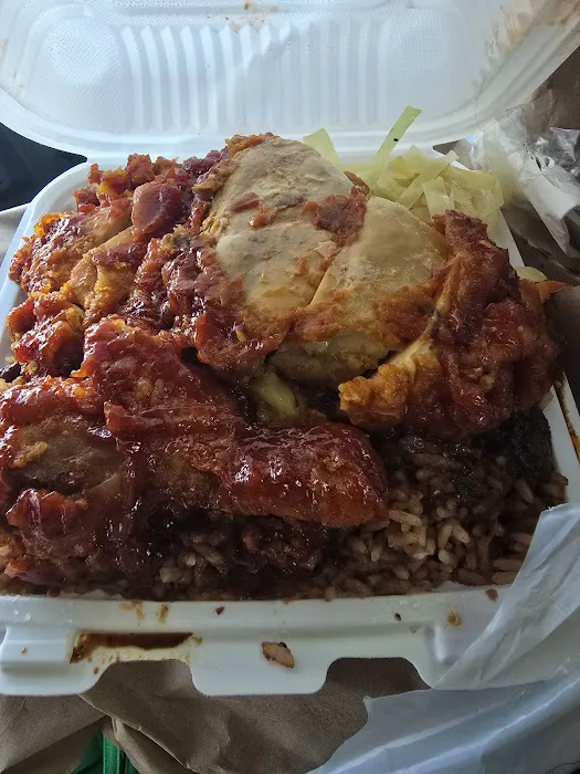 E & J Tropical Jerk & Seafood Picture 10