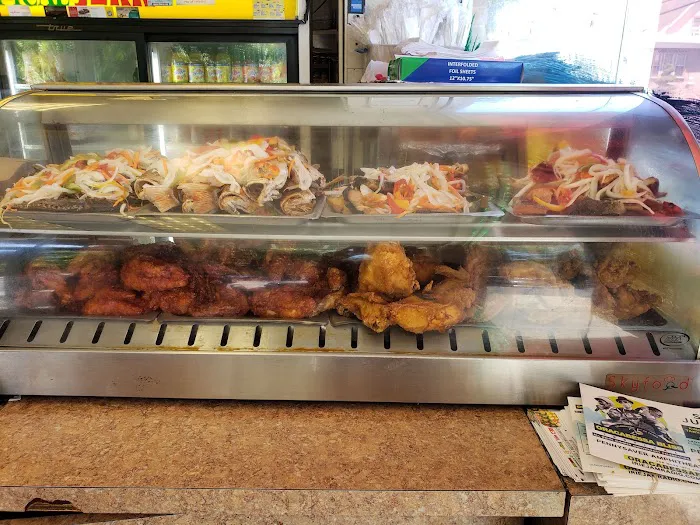 E & J Tropical Jerk & Seafood Picture 8