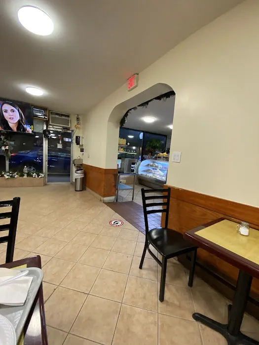 KB Deli Grocery II Corp. Picture 2