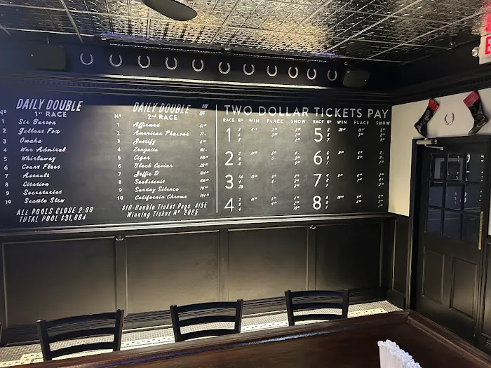 The Paddock Bar Picture 3