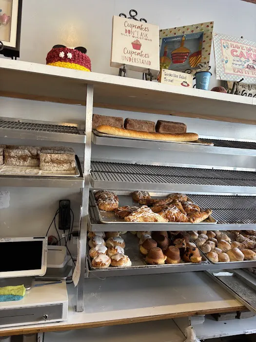 Tulip Bake Shop Picture 9