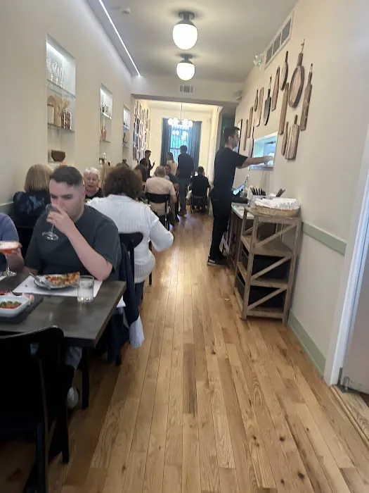 Misto Pizza Bar Picture 7