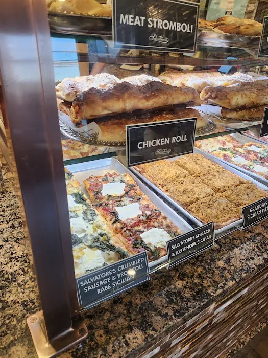 Salvatore's of Elmont Pizzeria & Restaurant Picture 4