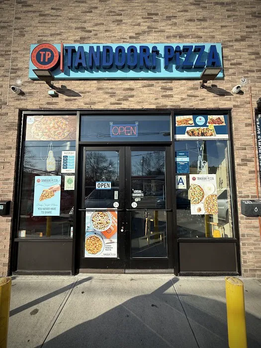 Tandoori Pizza - Bellerose Picture 5