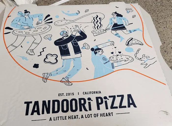 Tandoori Pizza - Bellerose Picture 3