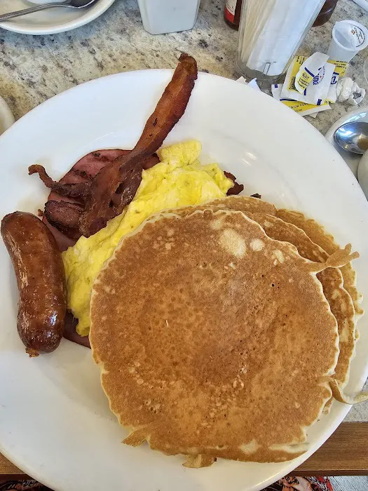 Floral Park Diner Picture 7