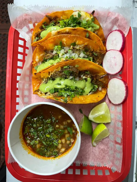 Pupuseria Y Taqueria La Familia Picture 7