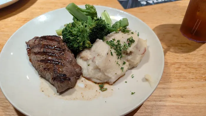 Applebee's Grill + Bar Picture 4