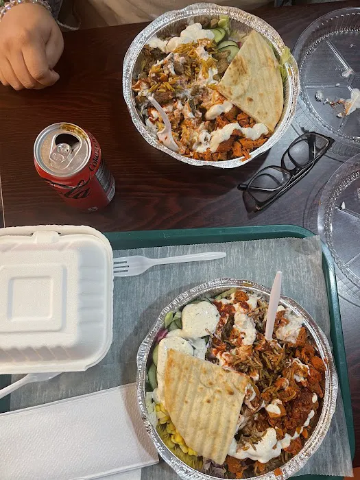 Halal-N-Out Picture 8