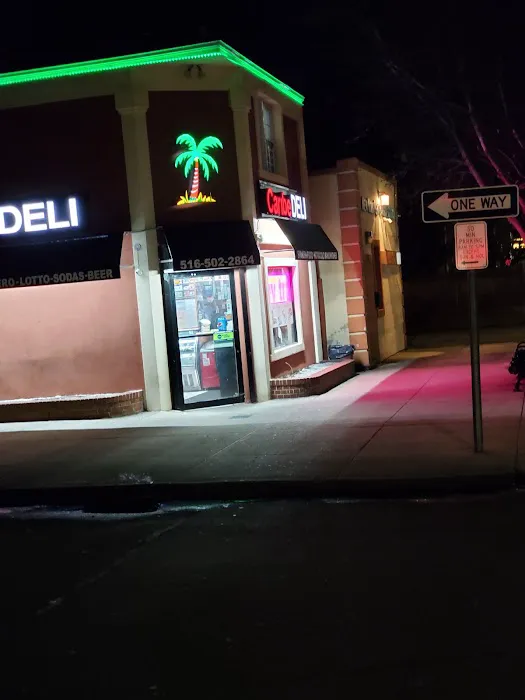 DelCaribeDeli Picture 1