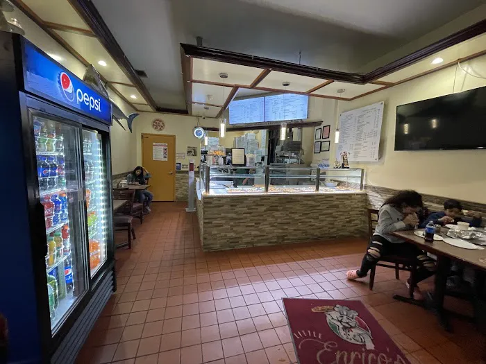 Little Enrico's Pizzeria Picture 1