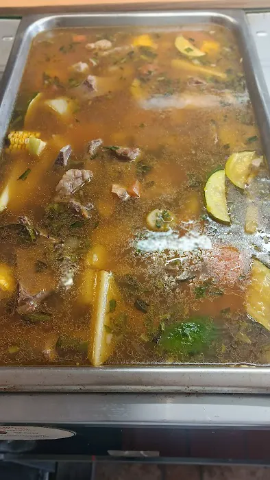 Elmont Seafood Restaurant/Market Picture 6