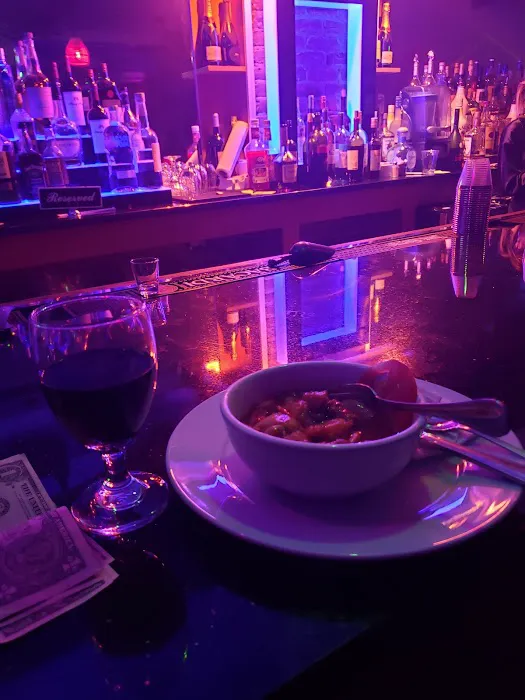 Le Spot Cafe Picture 1