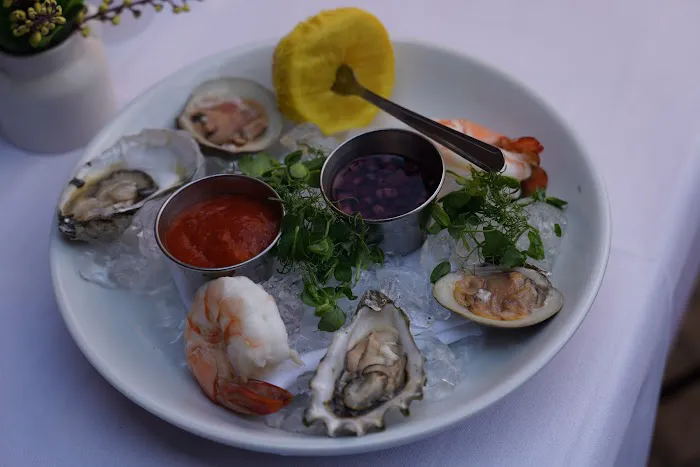 Post & Union Picture 2