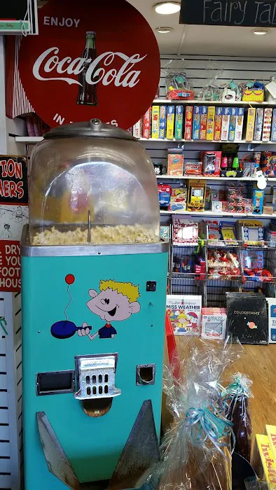 Bobb Howard's General Store & Auto Repair Picture 3