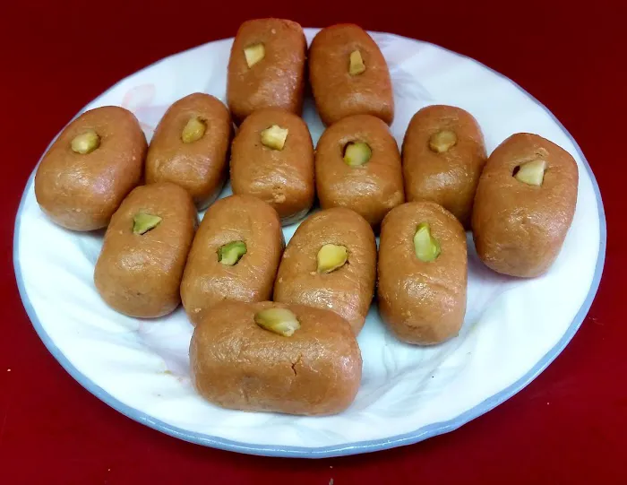 Real Usha Sweets & Snacks Picture 10