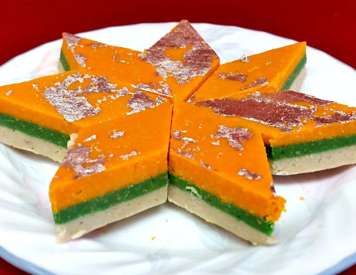 Real Usha Sweets & Snacks Picture 1