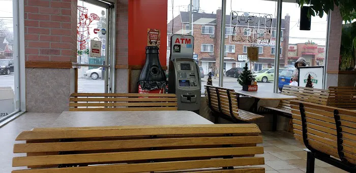 Singas Famous Pizza Picture 5