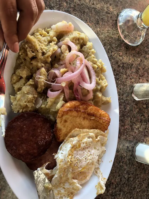 Higuey Dominican Restaurant Picture 8