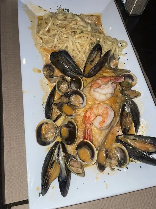Trotters Bar & Grill Picture 9