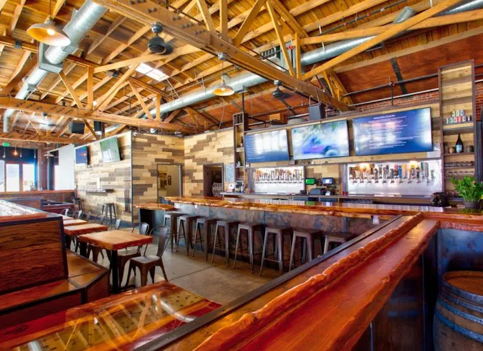 Brews Brothers Grille Picture 7