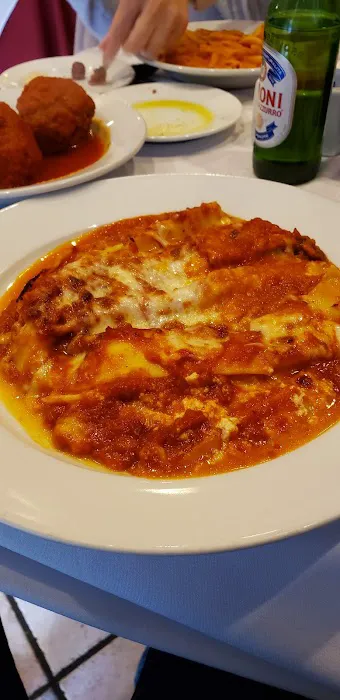 Olivetto Pizzeria Picture 2