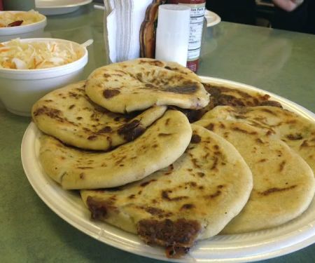 Antojitos Del Mar Deli