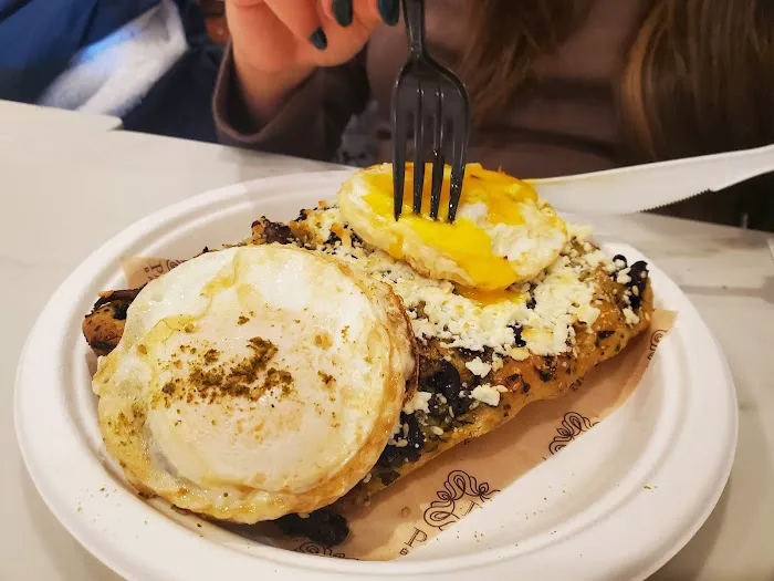 Patis Bakery Picture 4