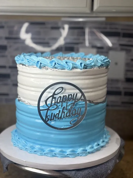 Ikikis cake shop Picture 2