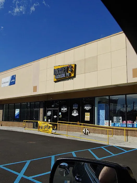 Dickey's Barbecue Pit Picture 5