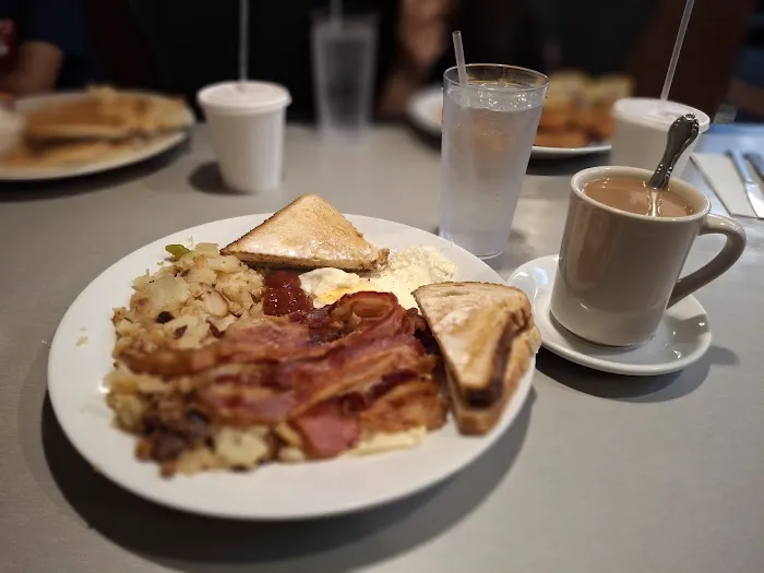 Sherwood Diner Picture 9