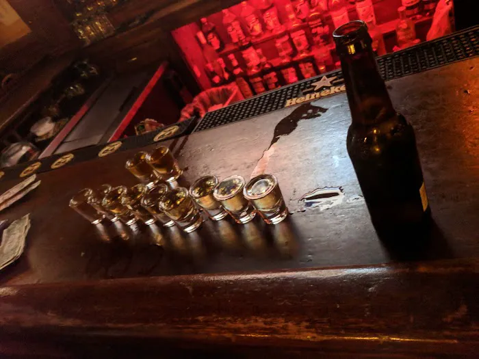Willow Tavern Picture 4