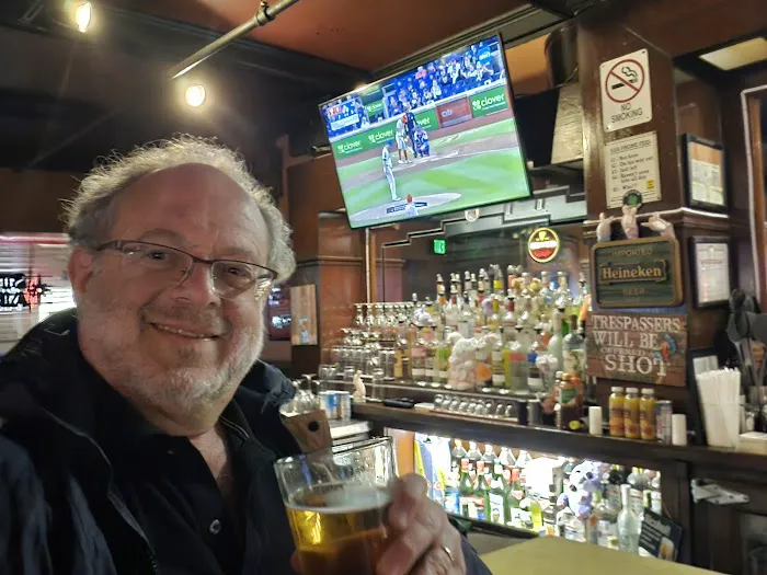 Willow Tavern Picture 9